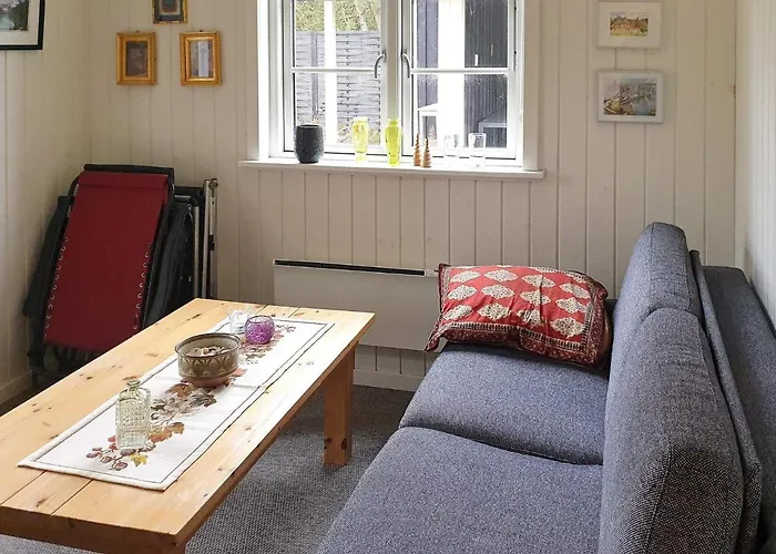 8 Person In Logstor-by Traum * Løgsted
